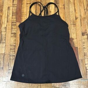 Athleta tank with built in bra